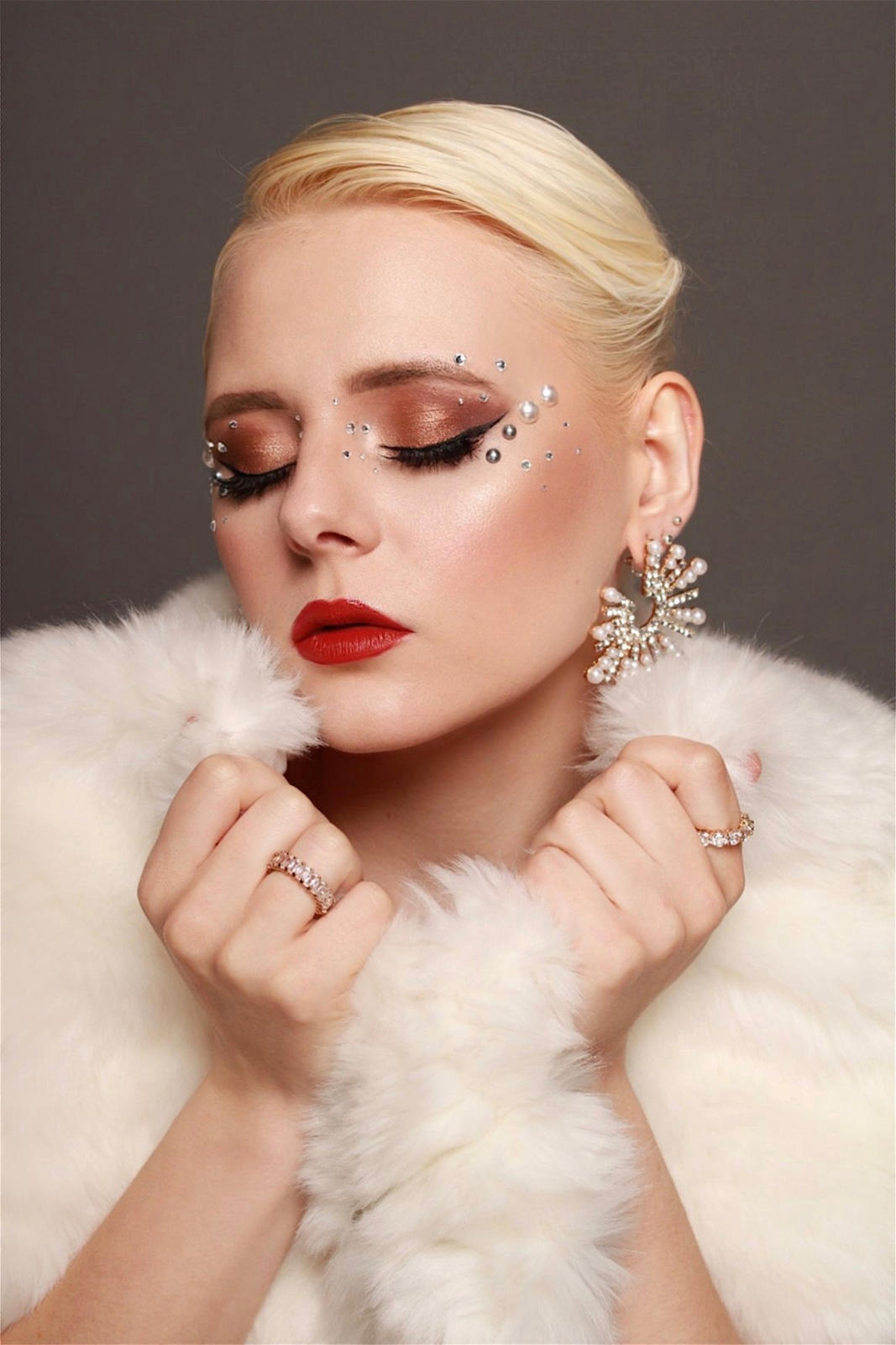 Sparkle Glam makeup by alena dmytrenko