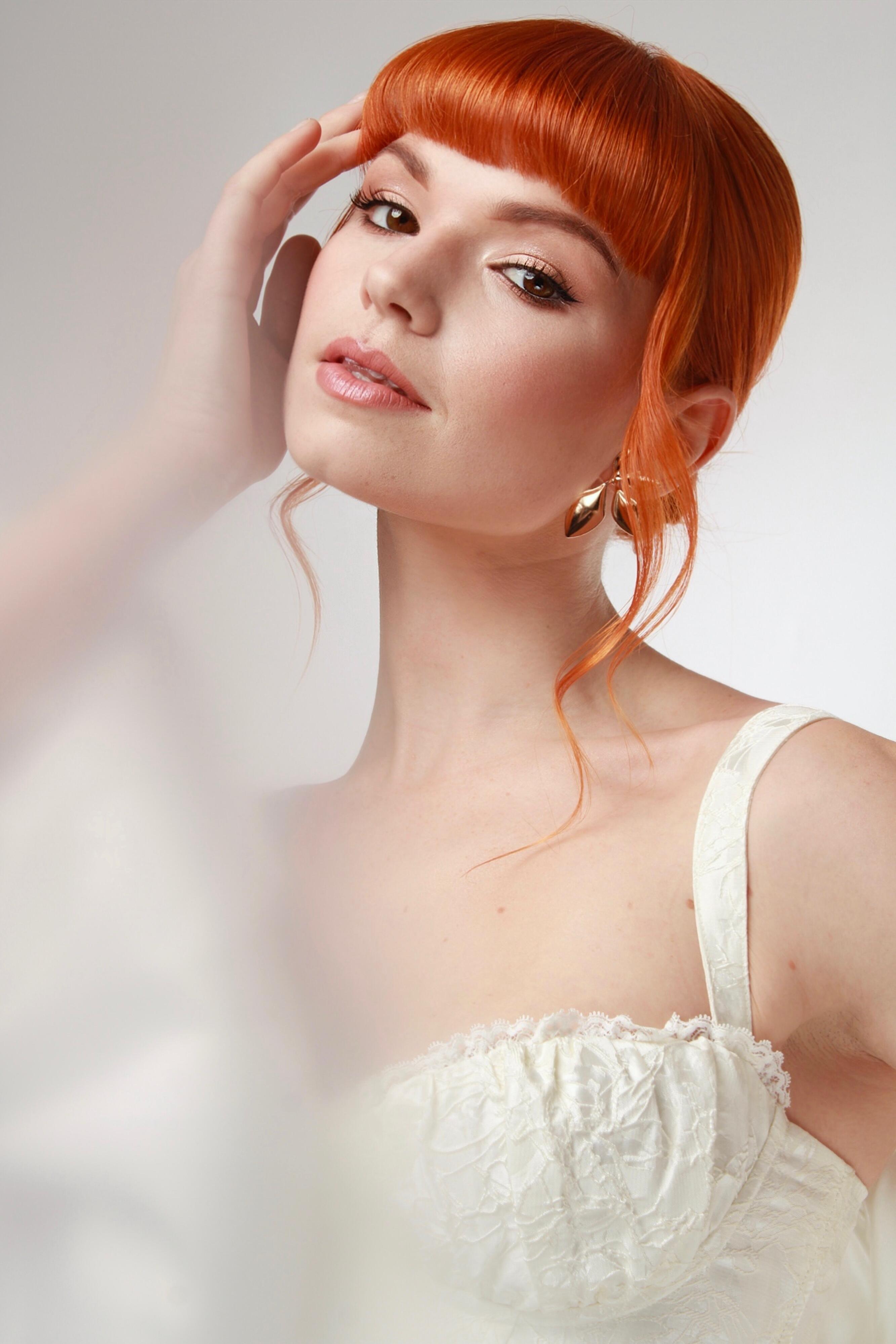 Preview photo for article 'Wedding Makeup: Soft, Natural Beauty for Your Special Day'